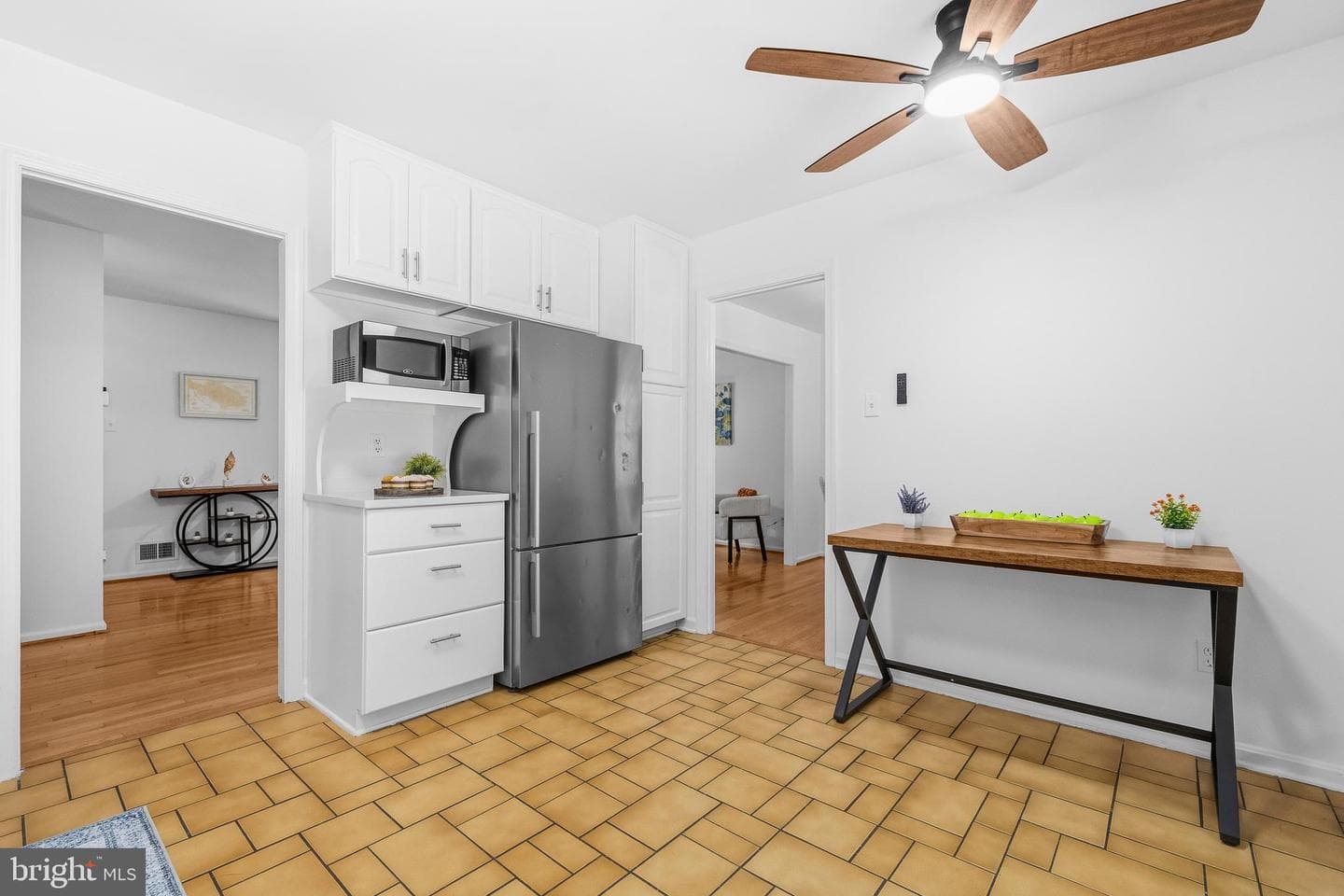 7233 Ashview Drive photo 12