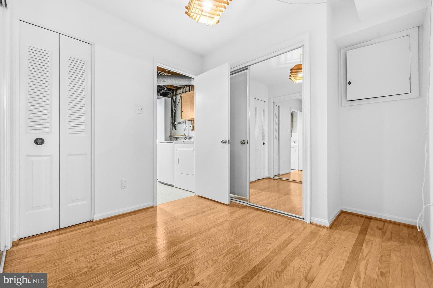 7233 Ashview Drive photo 29
