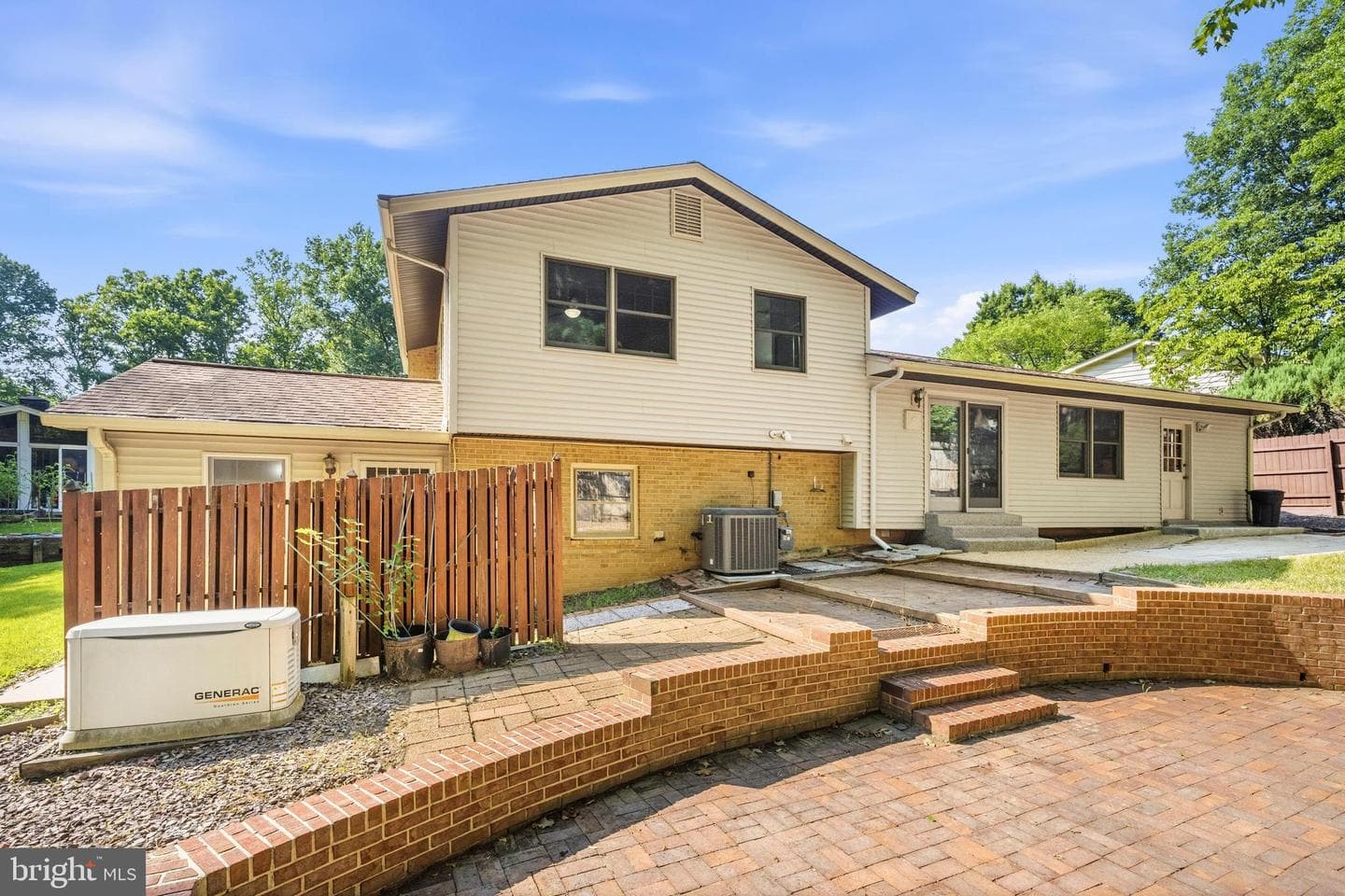 7233 Ashview Drive photo 34