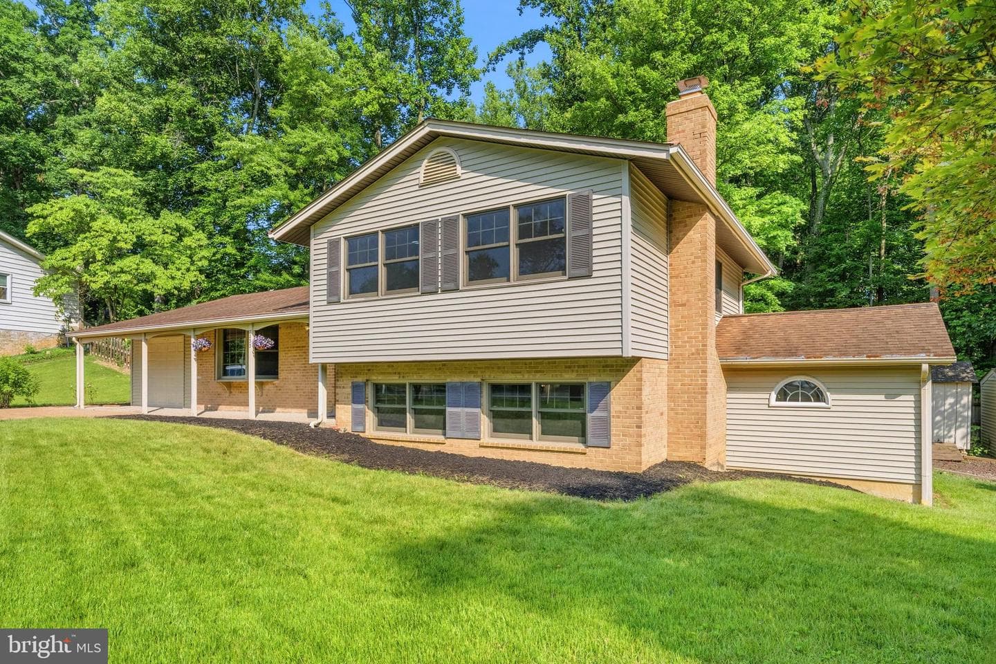 7233 Ashview Drive photo 40