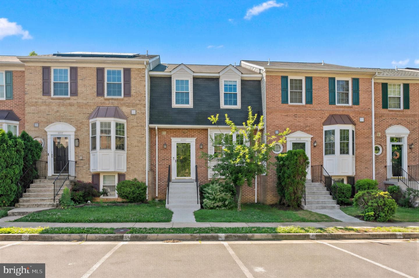 6749 Cardinal Woods Ct, Lorton