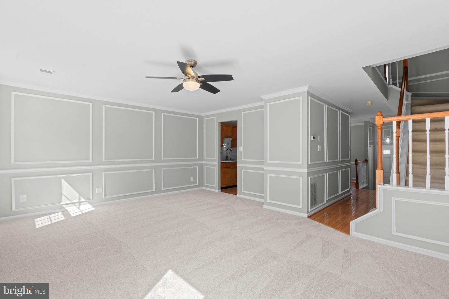 6749 Cardinal Woods Court photo 10