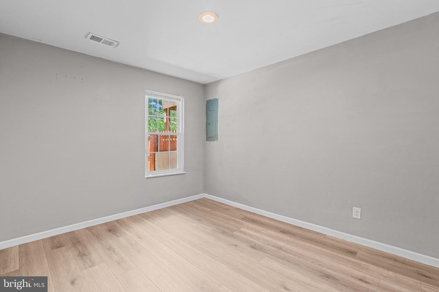 6749 Cardinal Woods Court photo 26