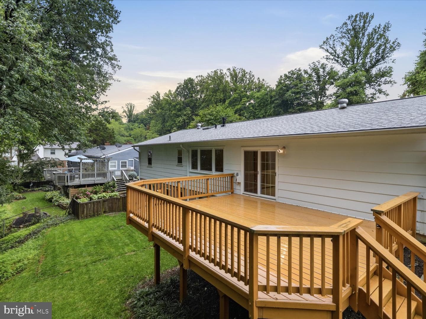 7218 Hadlow Drive photo 34
