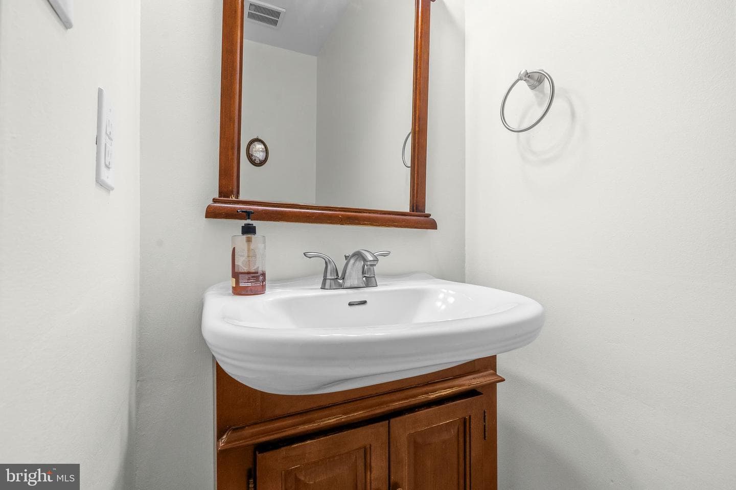 10260 Eagle Nest Court photo 16