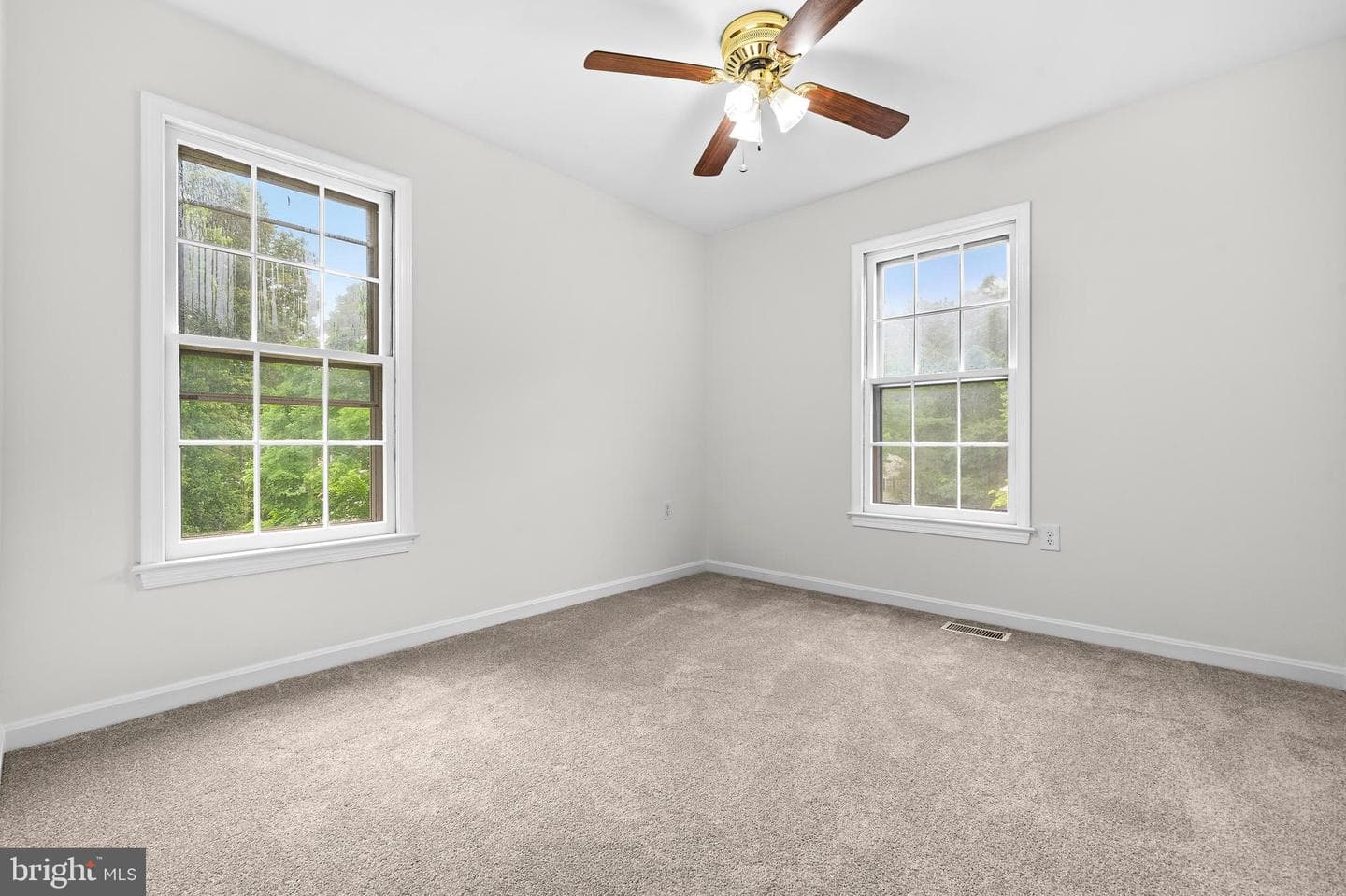 10260 Eagle Nest Court photo 24