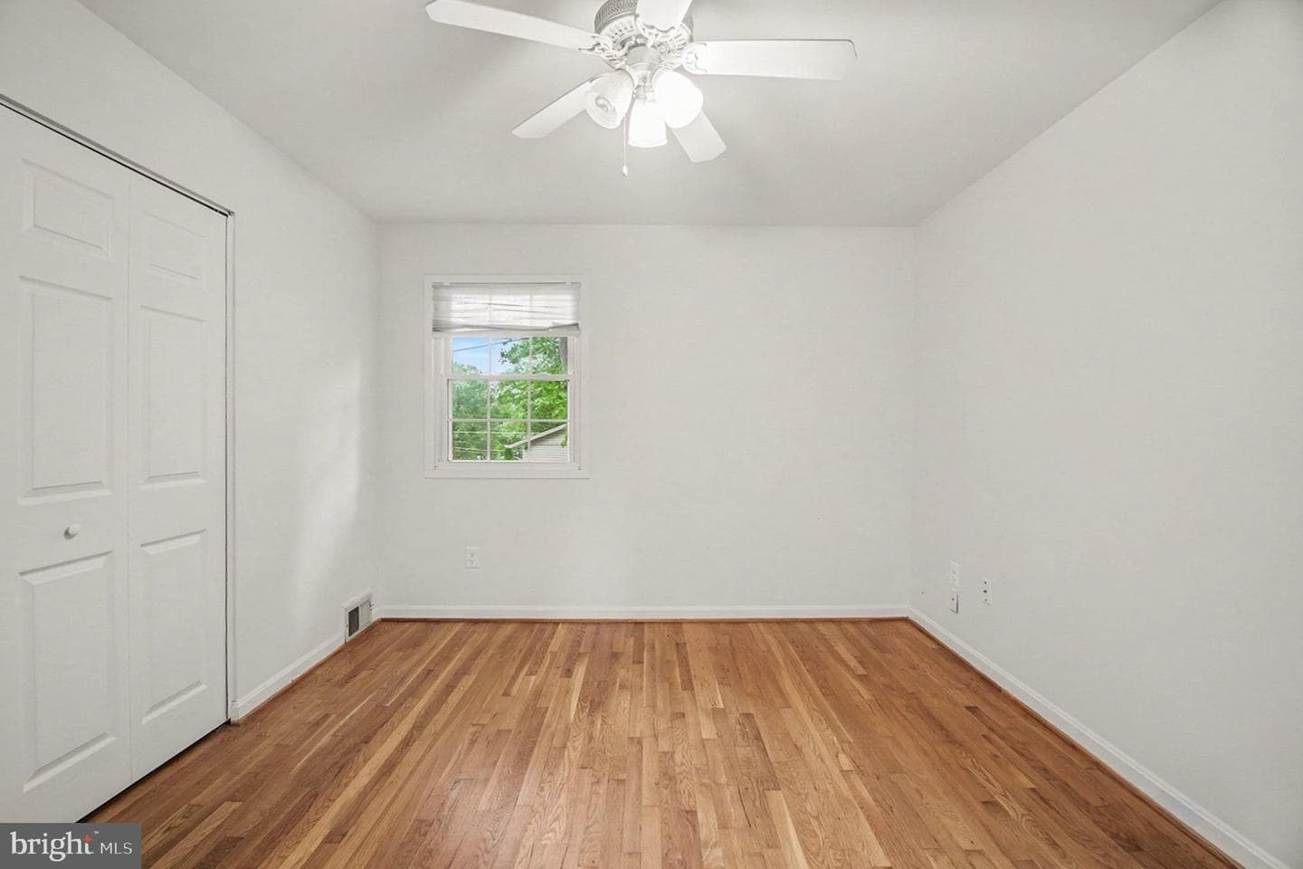 6303 Bardu Avenue photo 19