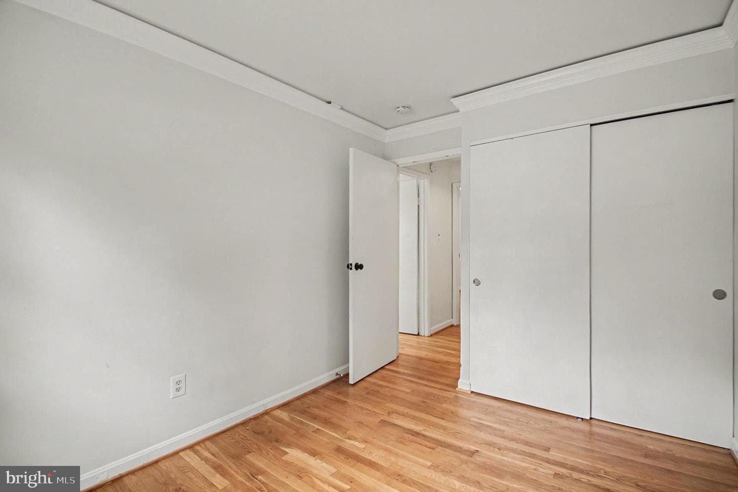 6303 Bardu Avenue photo 25