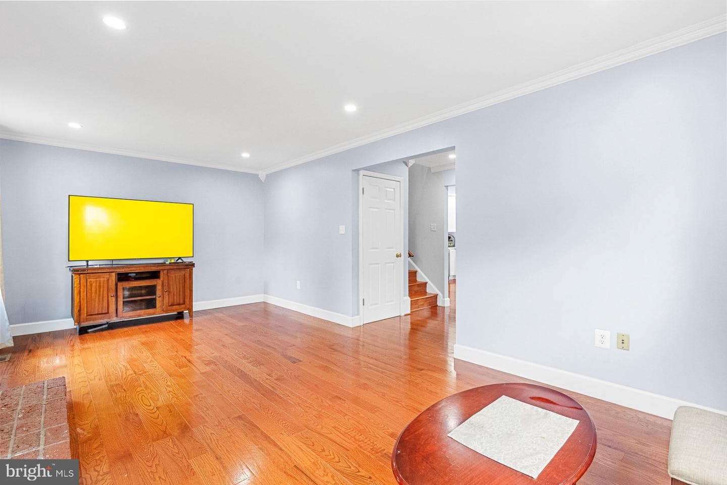 300 Holly Court photo 12