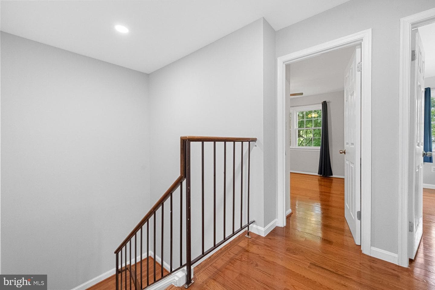 300 Holly Court photo 19