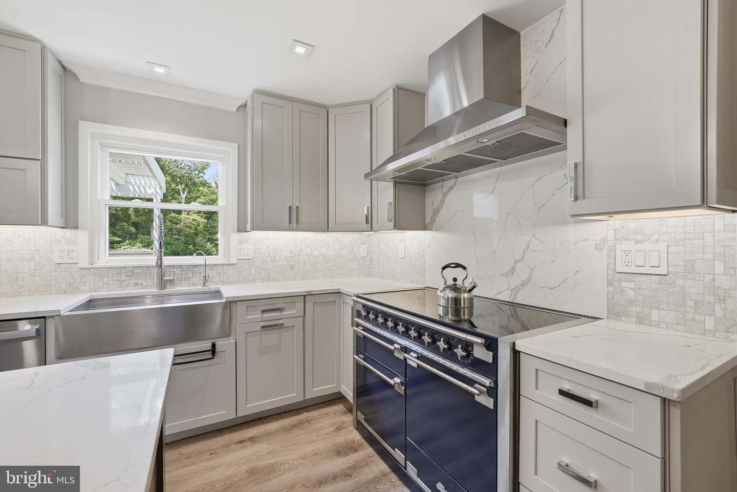 10834 Henderson Road photo 14