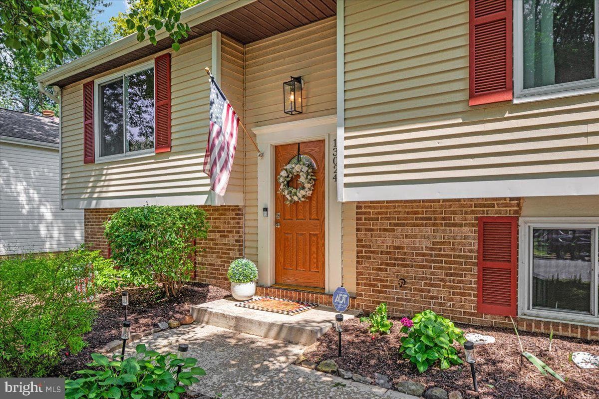 13024 Farthingale Drive photo 3