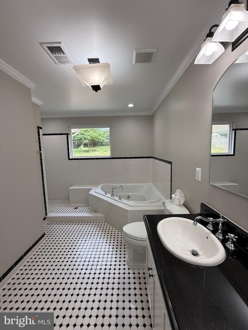 7412 Axton Street photo 35