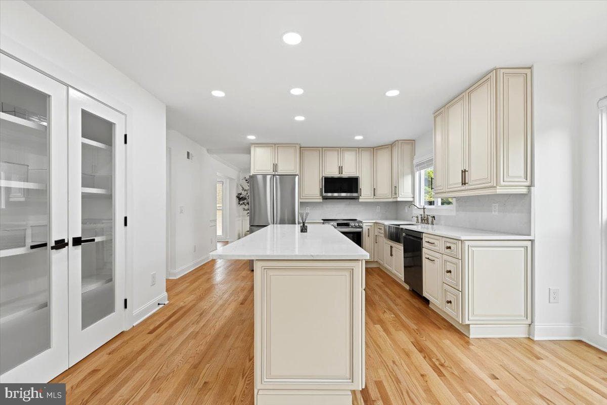 1453 Powells Tavern Place photo 14