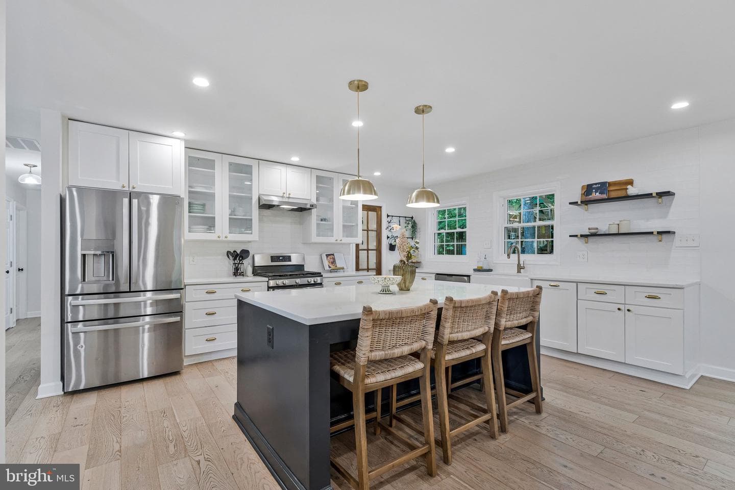 10816 Broadwater Dr, Fairfax