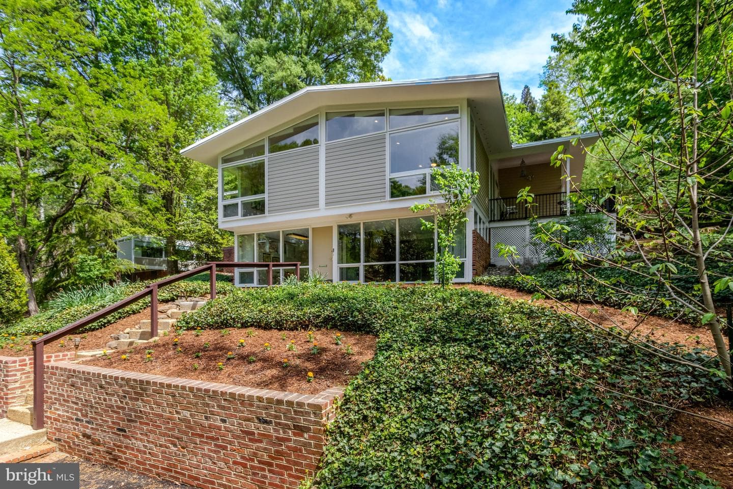 7413 Rebecca Drive, Alexandria
