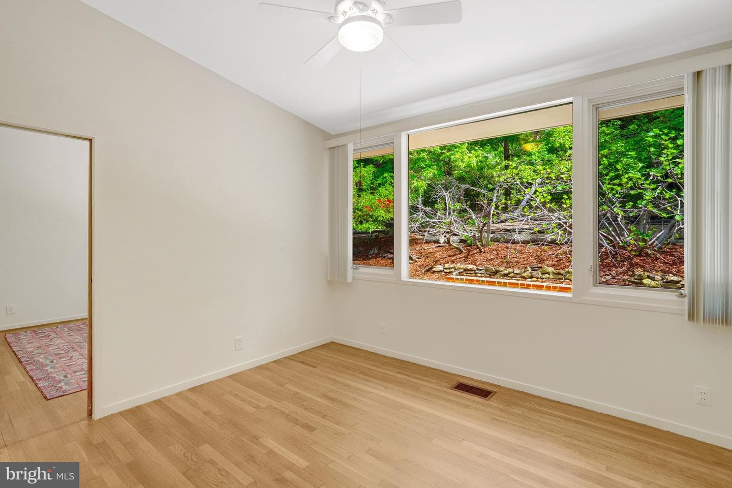 7413 Rebecca Drive photo 29
