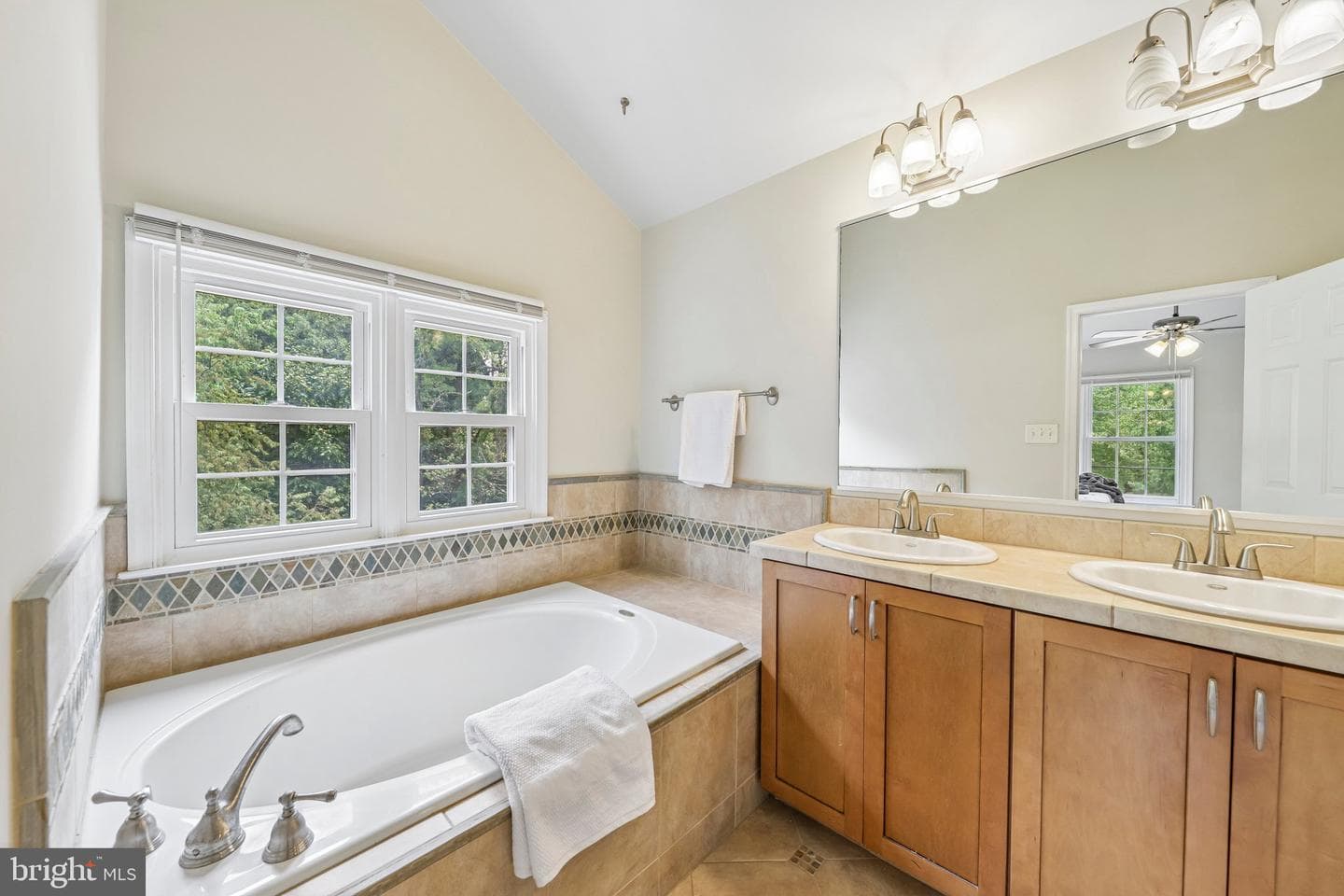 7001 Fieldhurst Court photo 45