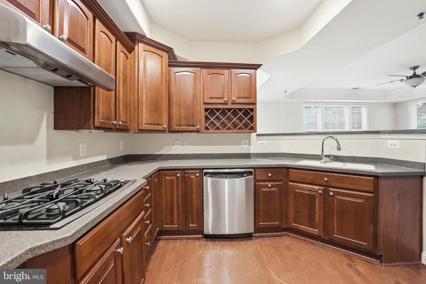3553 Huntley Manor Lane photo 10