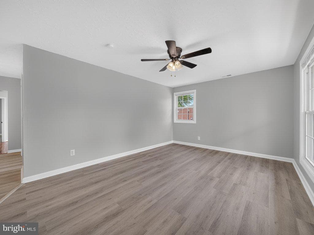 4906 Upland Drive photo 9