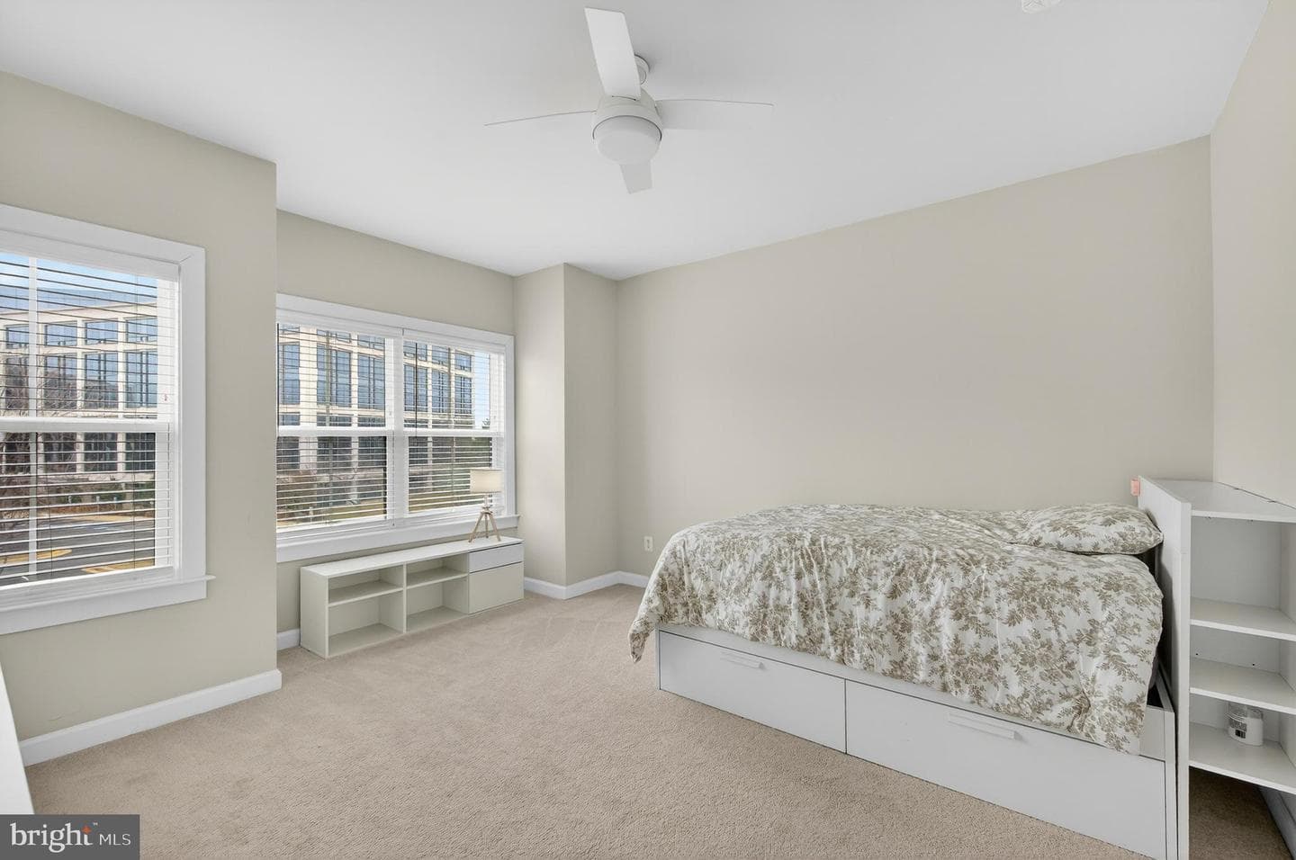 13010 Hattontown Square photo 35