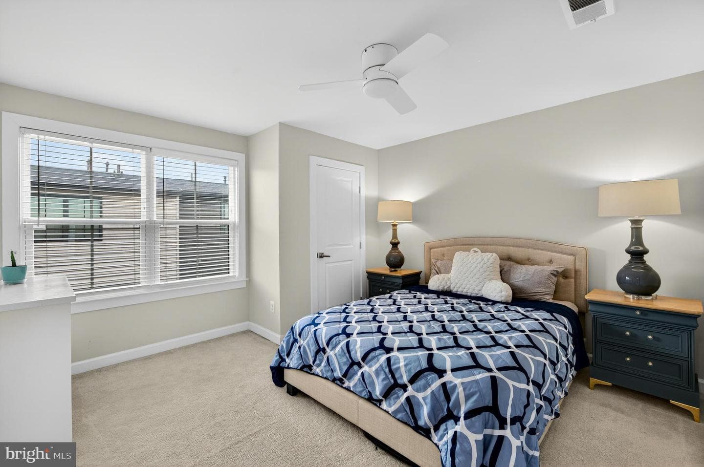 13010 Hattontown Square photo 42