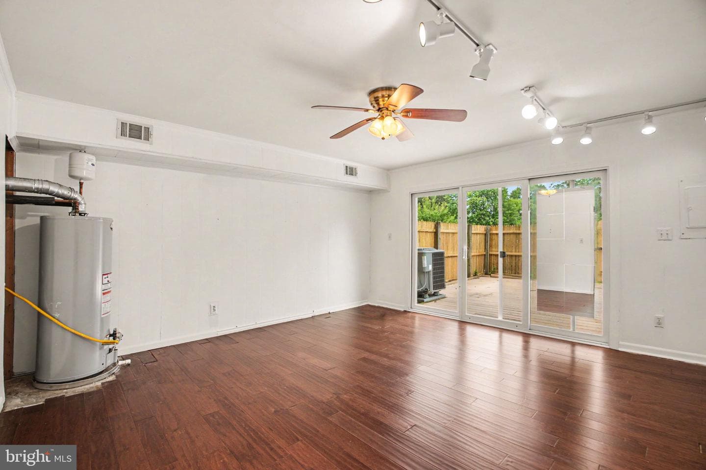 8418 Penshurst Drive #592 photo 13