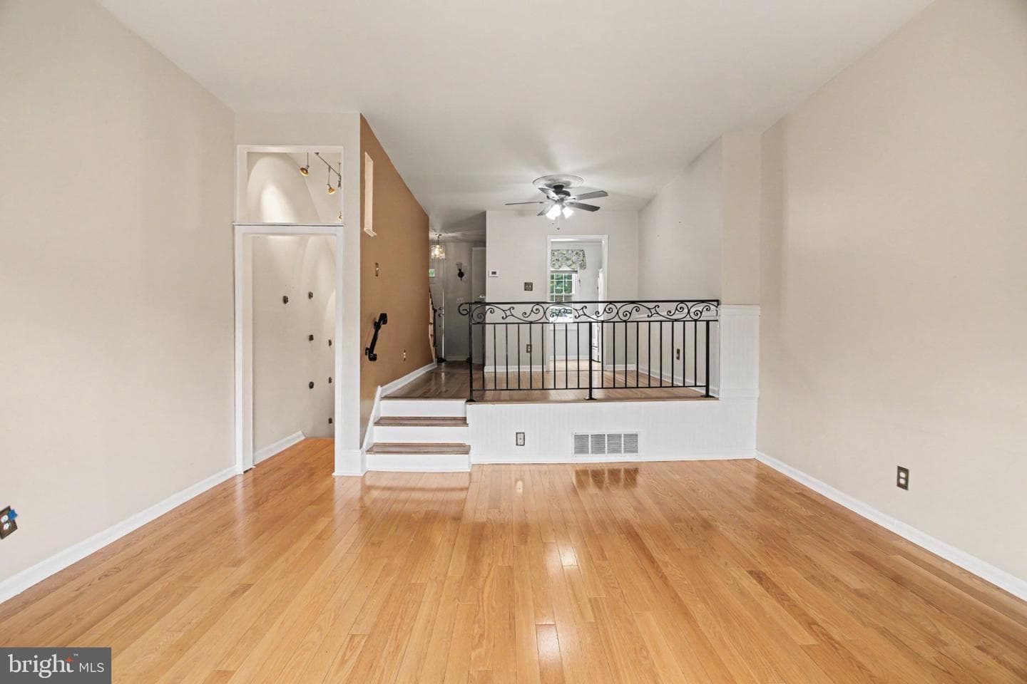 8418 Penshurst Drive #592 photo 6