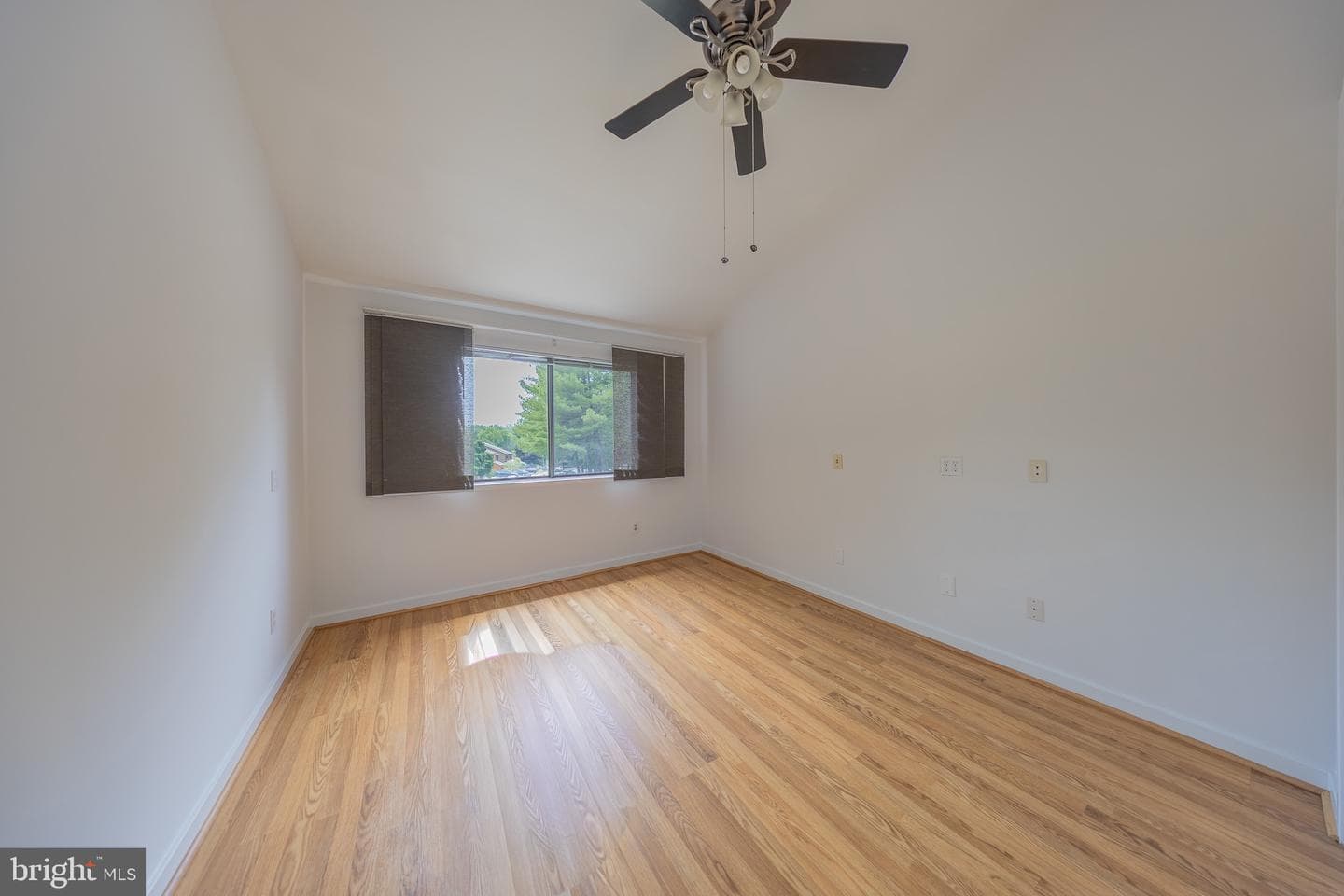 2201 Cedar Cove Court photo 9