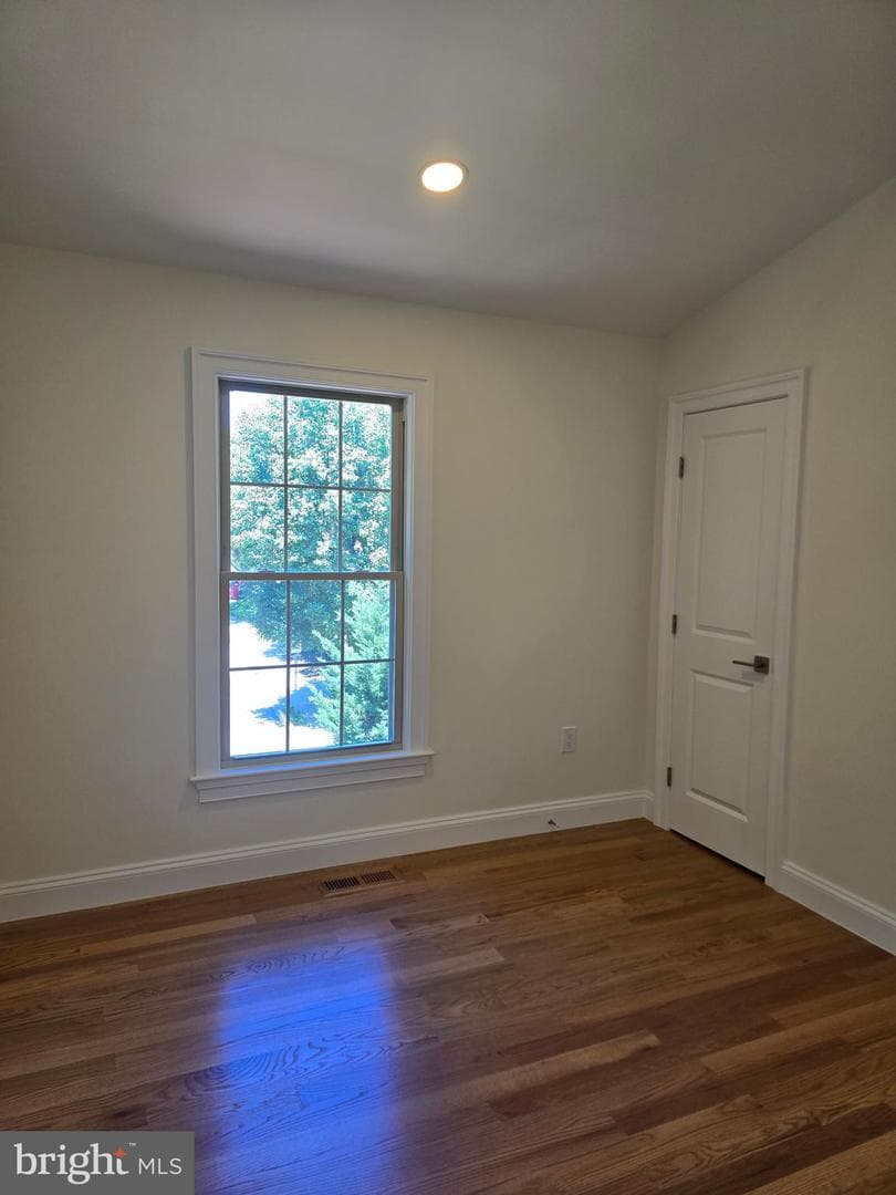 2106 Bobbyber Drive photo 13