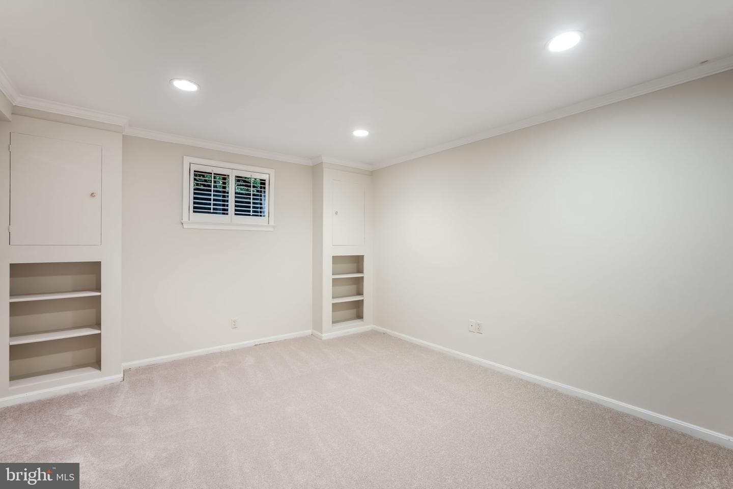 6207 Cheryl Drive photo 32