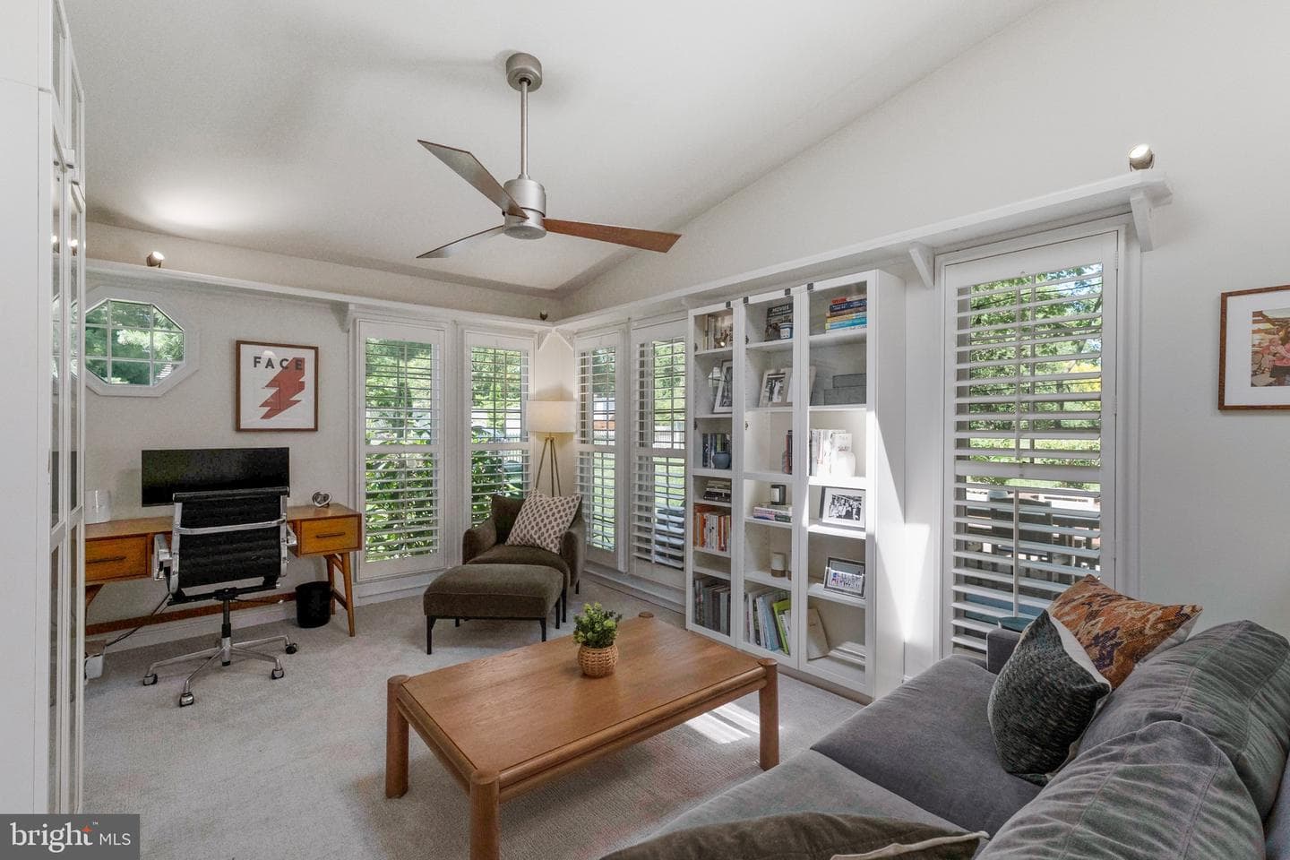 2915 Marshall Street photo 17