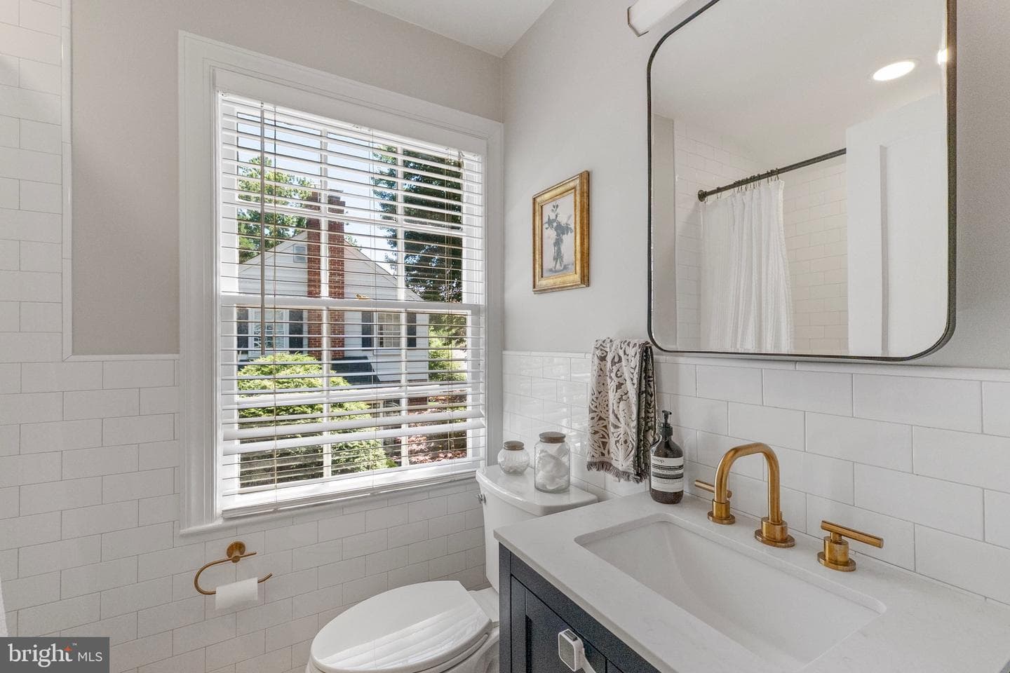 2915 Marshall Street photo 25