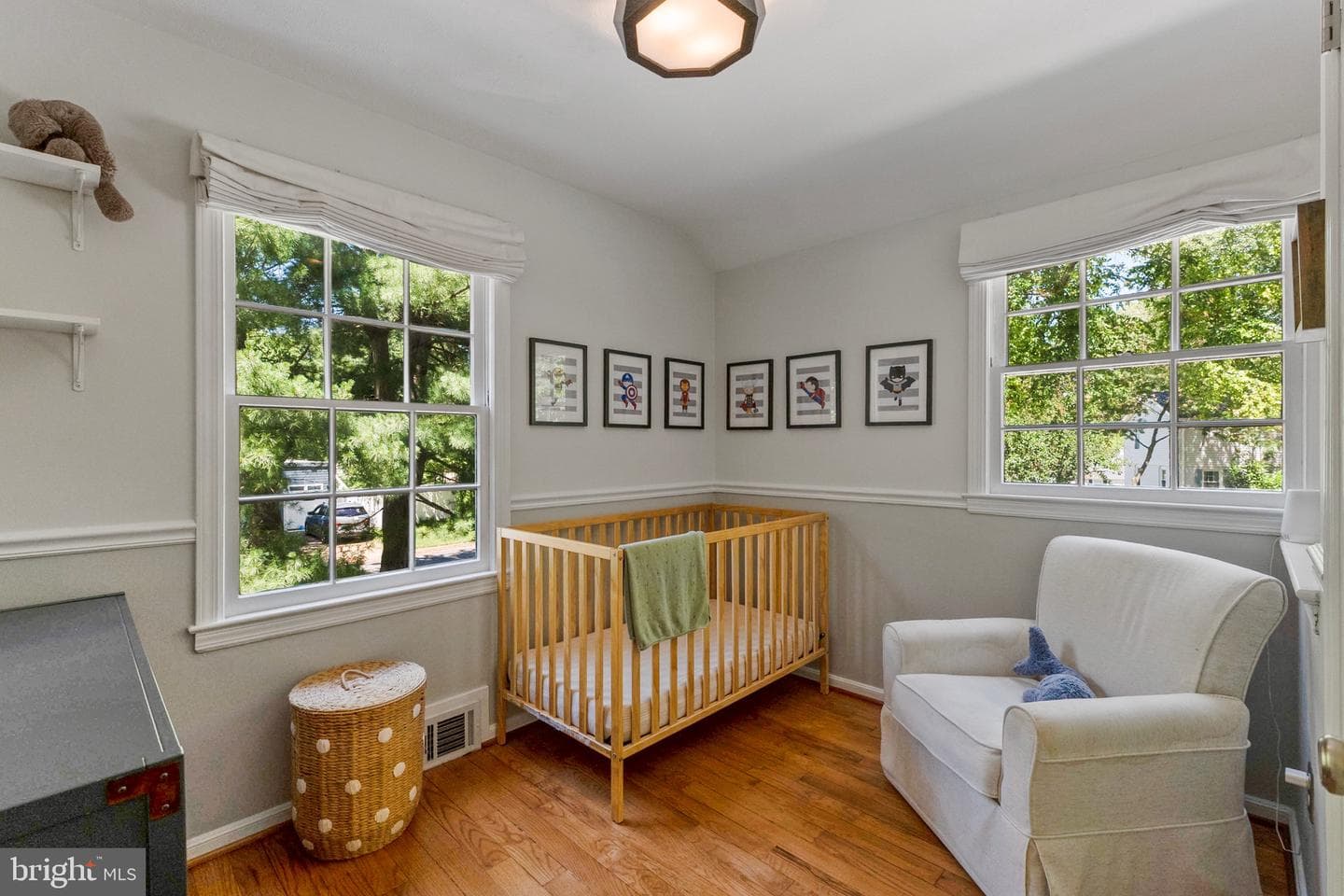 2915 Marshall Street photo 27