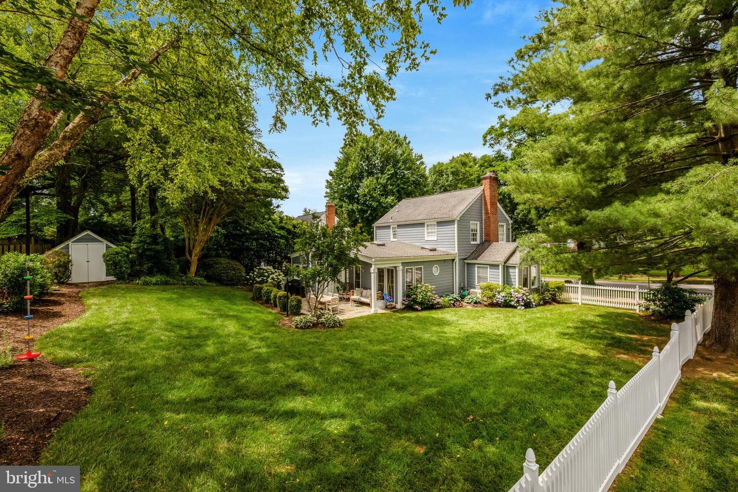 2915 Marshall Street photo 3