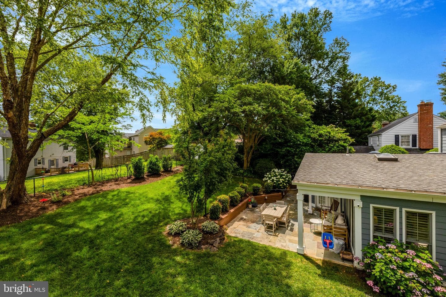 2915 Marshall Street photo 4