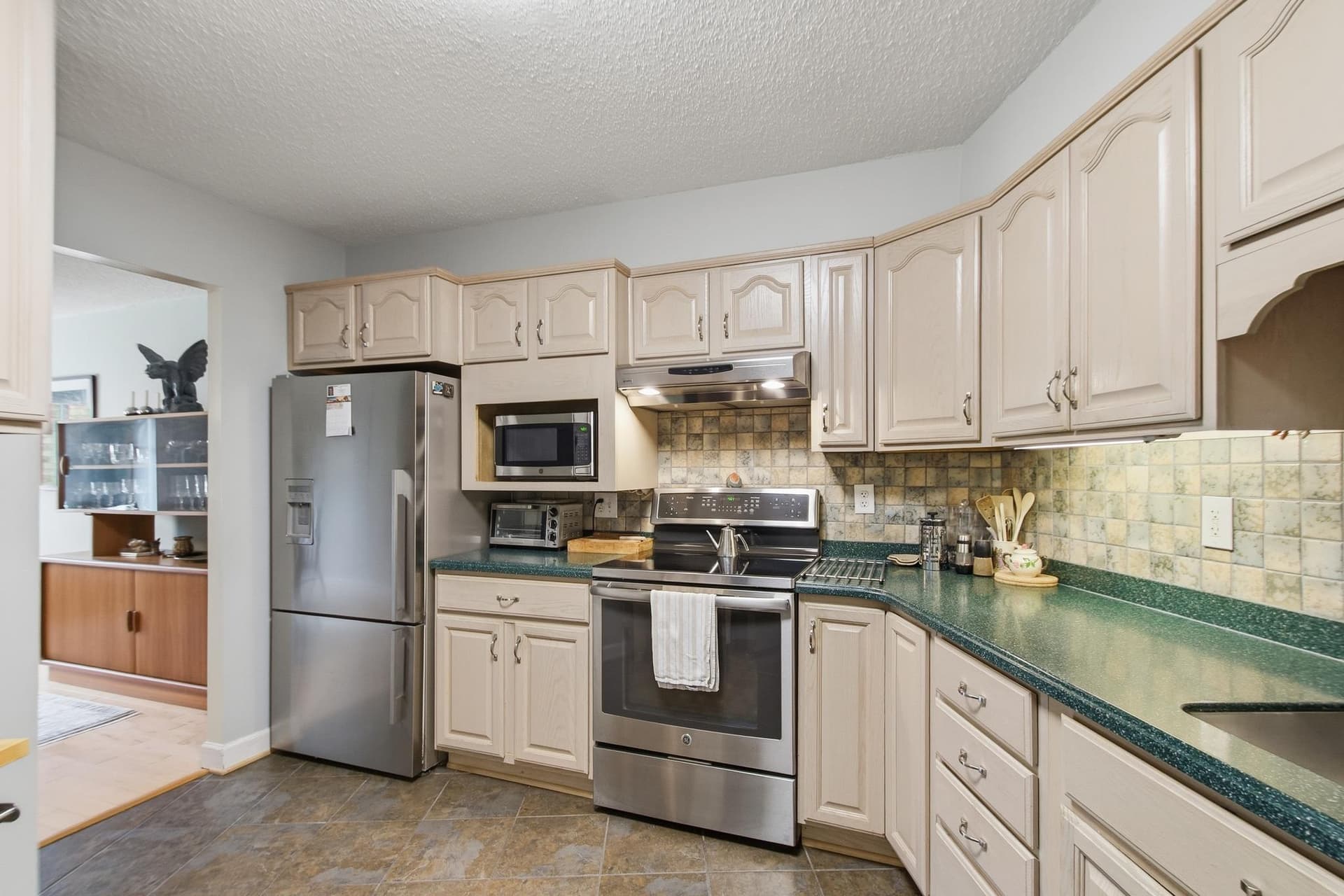 5902 Mount Eagle Drive #714 photo 4