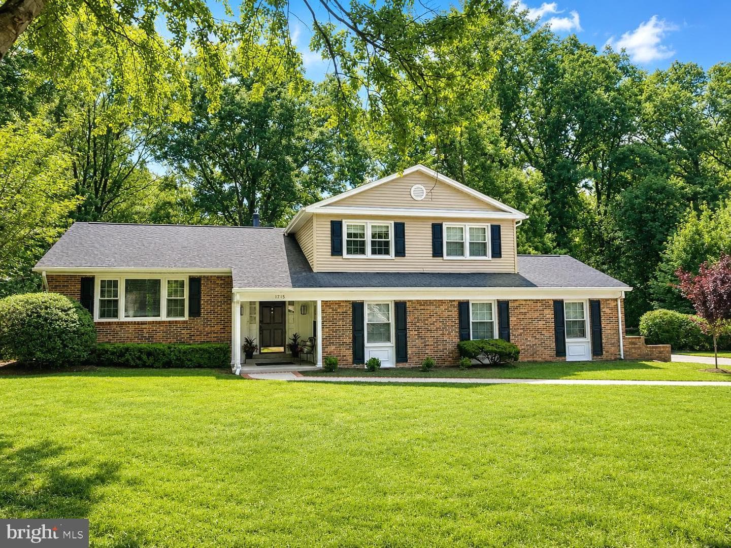 1715 Fox Run Court, Vienna