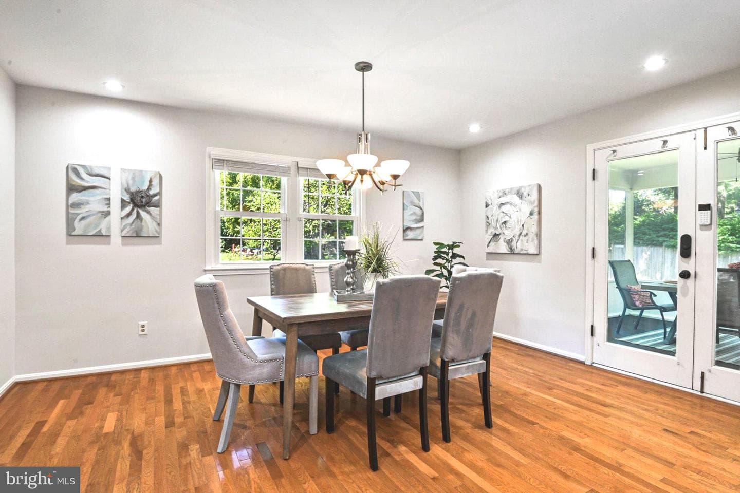 1715 Fox Run Court photo 17