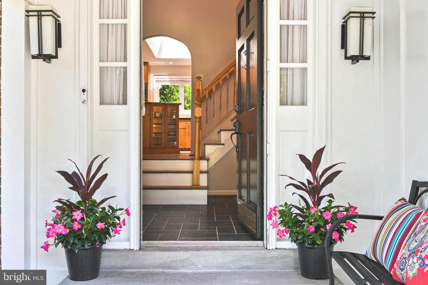 1715 Fox Run Court photo 4