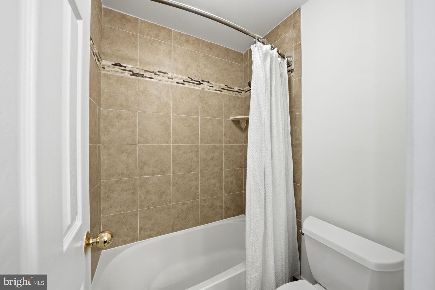 13614 Weinstein Court photo 35