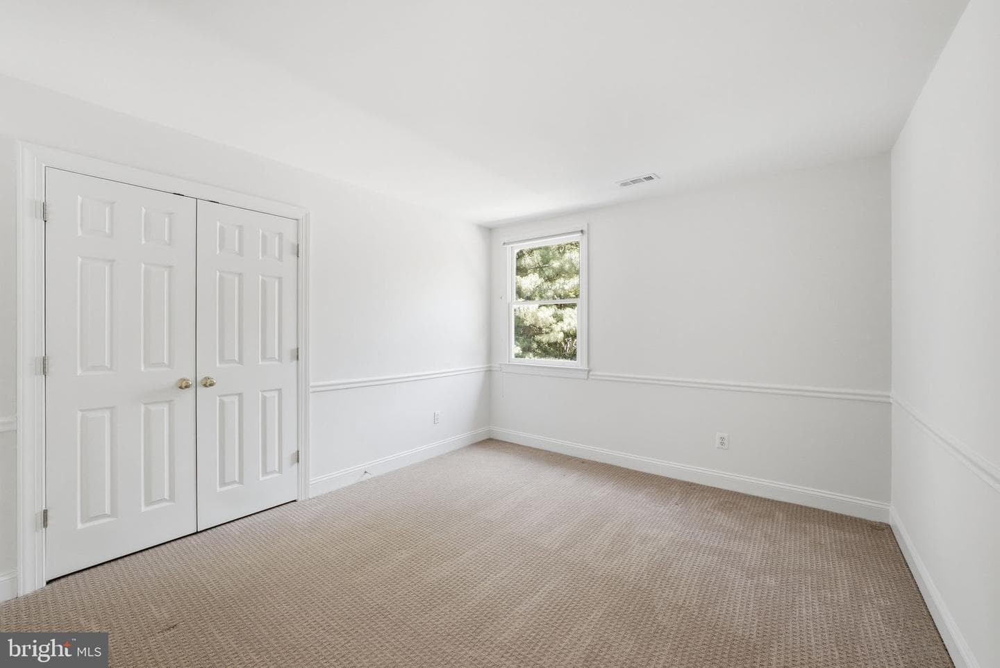 13614 Weinstein Court photo 38