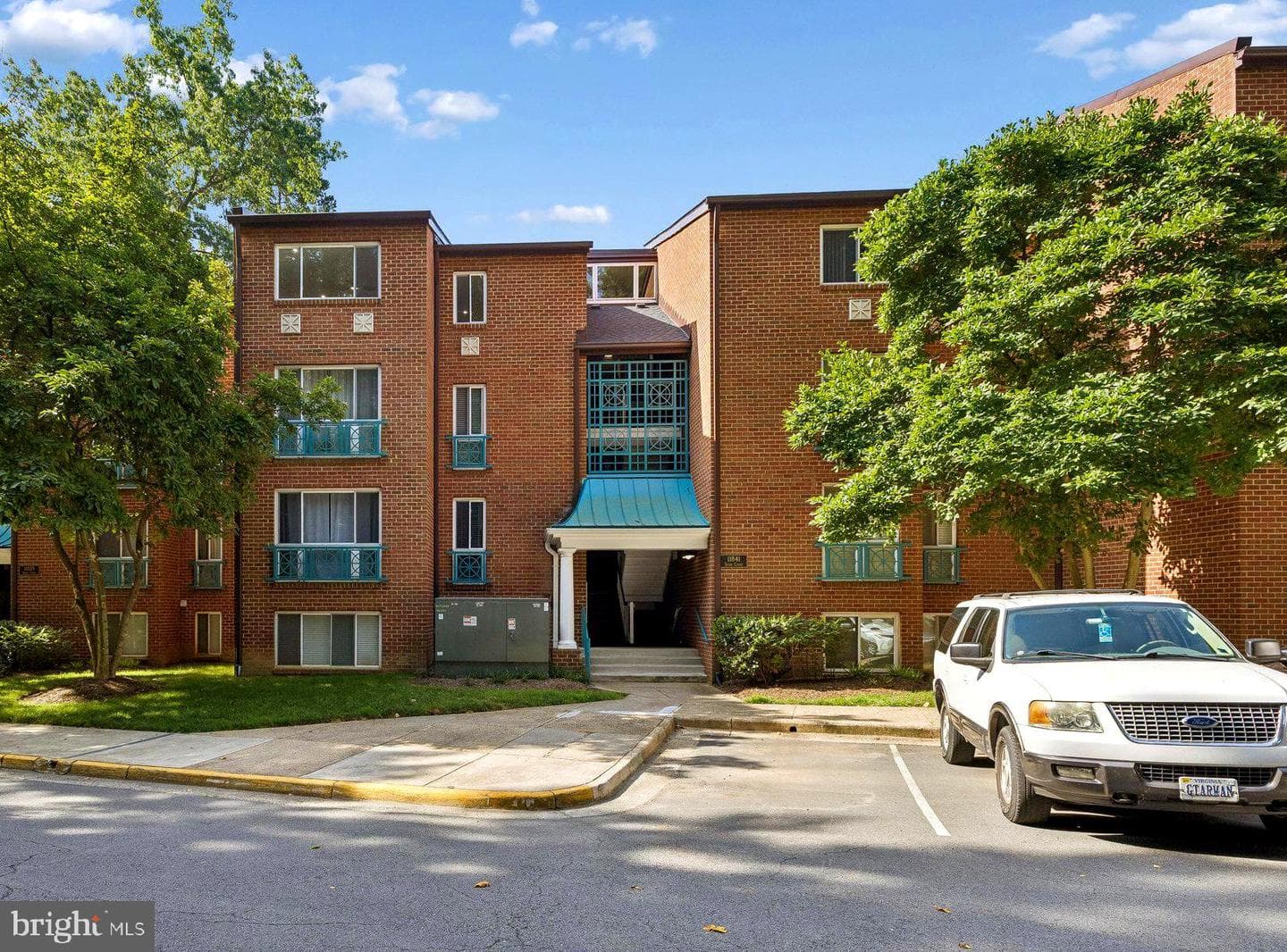 11841 Shire Ct # 31D, Reston