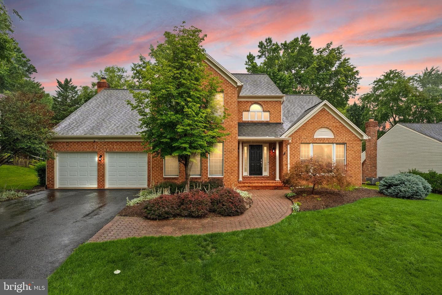 15253 Surrey House Way, Centreville