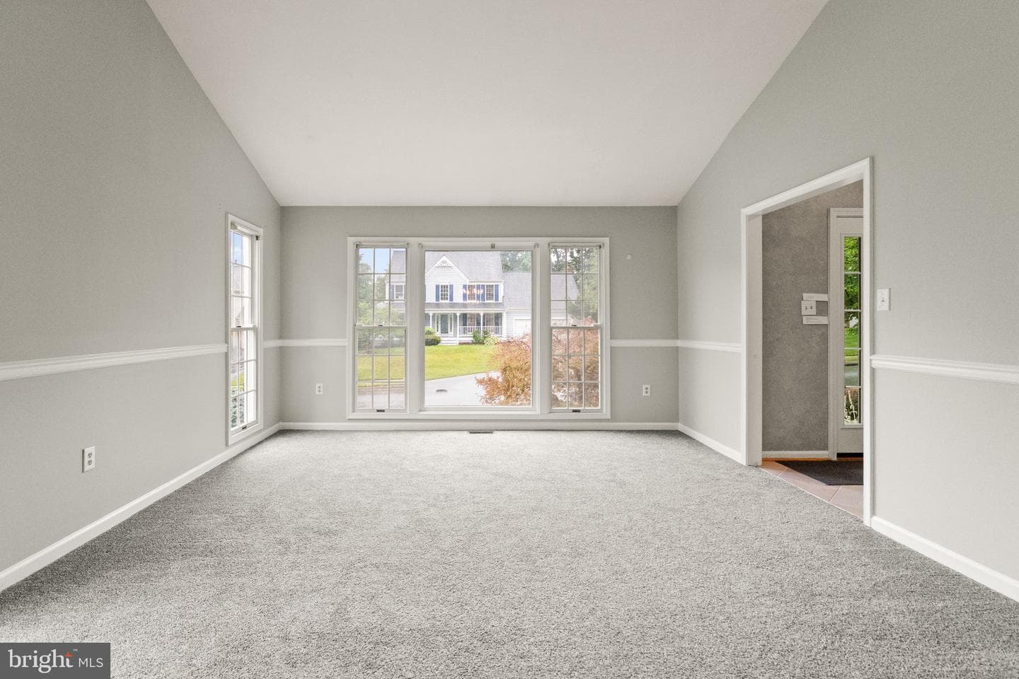 15253 Surrey House Way, Centreville