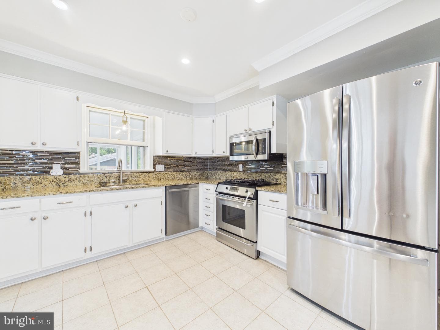 9201 Cherrytree Drive photo 14