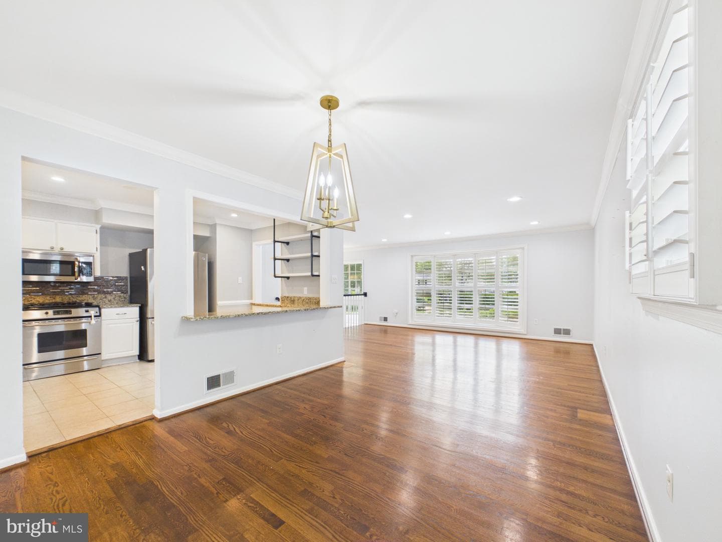 9201 Cherrytree Drive photo 17