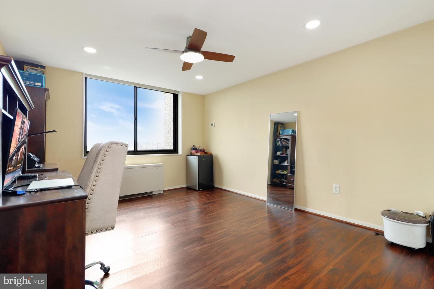 3705 S George Mason Drive #1309s photo 15