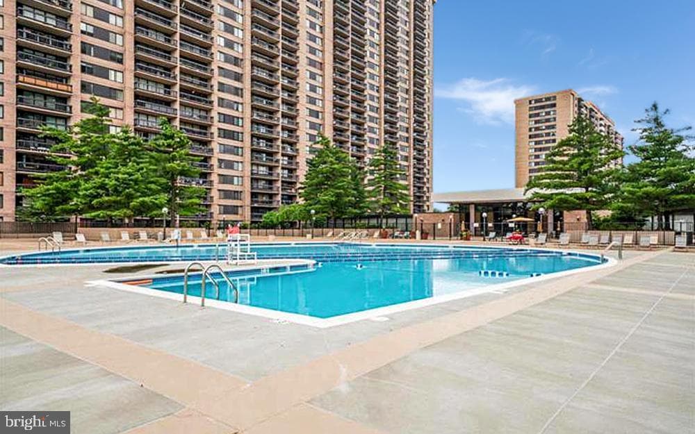 3705 S George Mason Drive #1309s photo 29