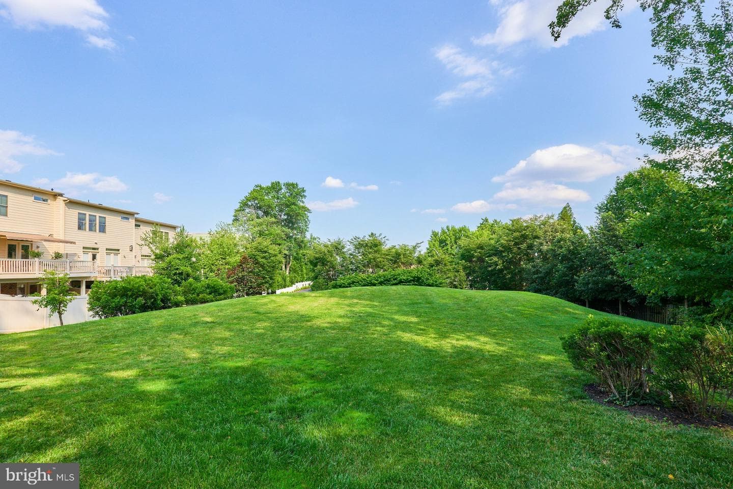 2358 Chadlington Road photo 55